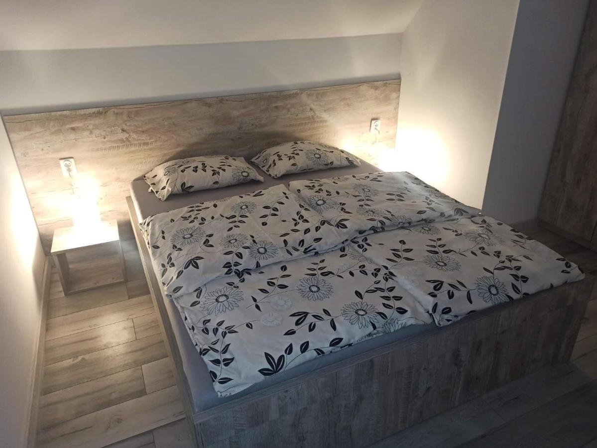 Zakatek Ciszy. Villa Sluchowo Ngoại thất bức ảnh